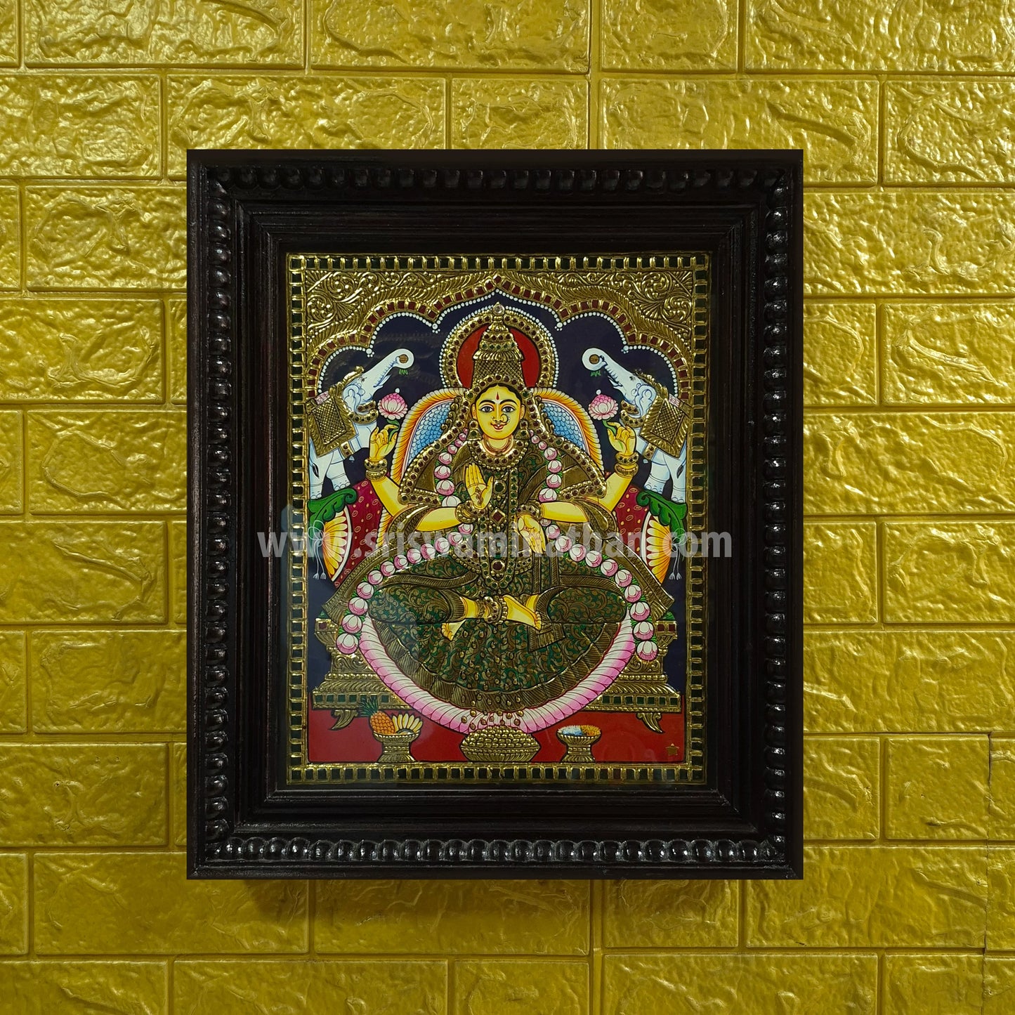 Gajalakshmi Tanjore Painting Close-up | 3D Mukku Relief Work Detail | Green Saree | Classical Tanjore Art | Sri Swaminathan & Co