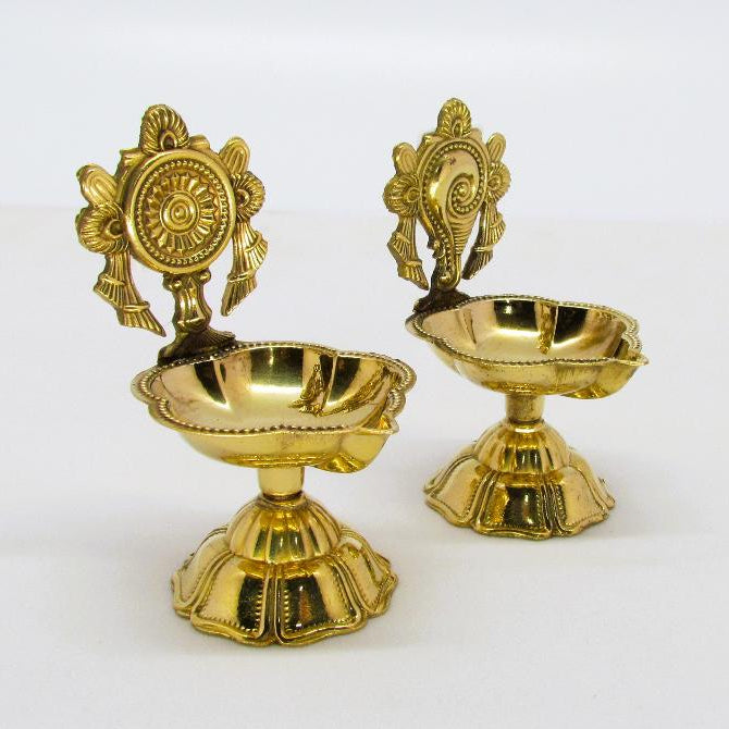 Divine Brass Sangu Chakra Deepam Set for Spiritual Growth & Meditation (105g)