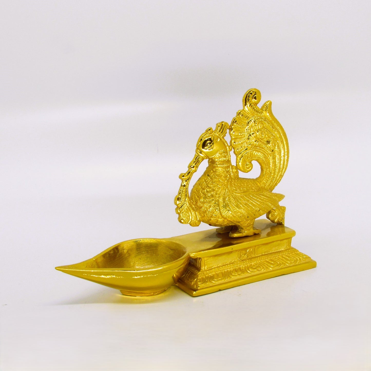 ANNAPAKSHI AGAL DEEPAM ON BEEDAM 7.5 INCHES
