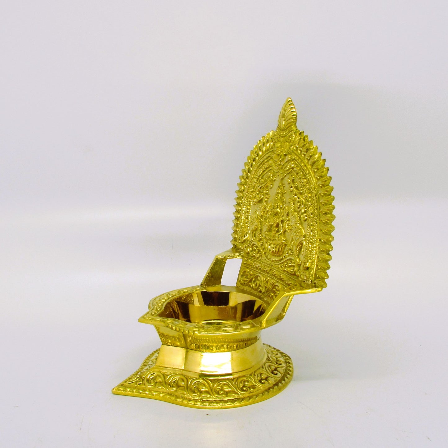 Lingabhairavi Vilakku – Traditional Brass Oil Lamp with Goddess Carving