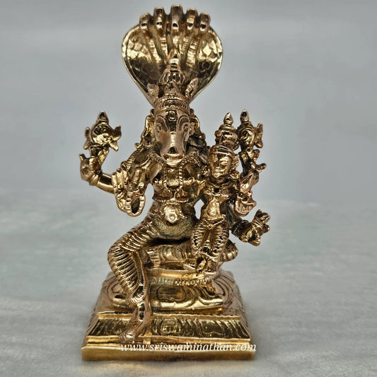 Lakshmi Hayagreevar