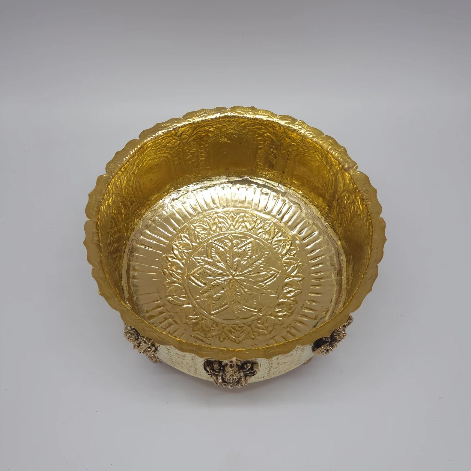 Ashtalakshmi Abhishek Patra Brass Interior Lotus Mandala Engraving Top Angle Scalloped Rim Maha Abhishekam Basin Sri Swaminathan