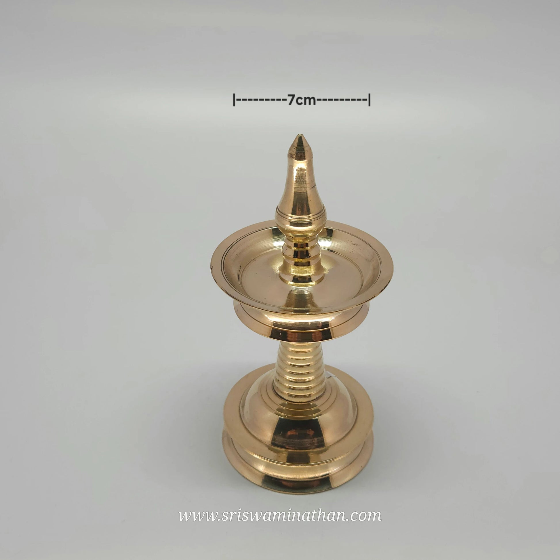Brass Kerala Vilakku 6 Inch Traditional Oil Lamp Side View — Sri Swaminathan & Co