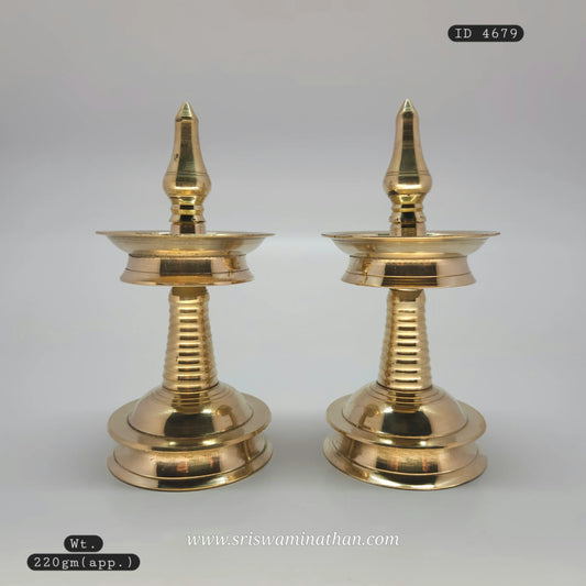Brass Kerala Vilakku 6 Inch Weight 220 Grams Pure Brass — Sri Swaminathan & Co