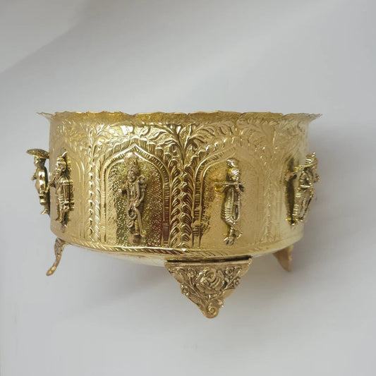 Dasavatar Abhishek Patra Brass Ashtalakshmi Front Angle Scalloped Rim Rose Legs Deity Bathing Bowl Sri Swaminathan