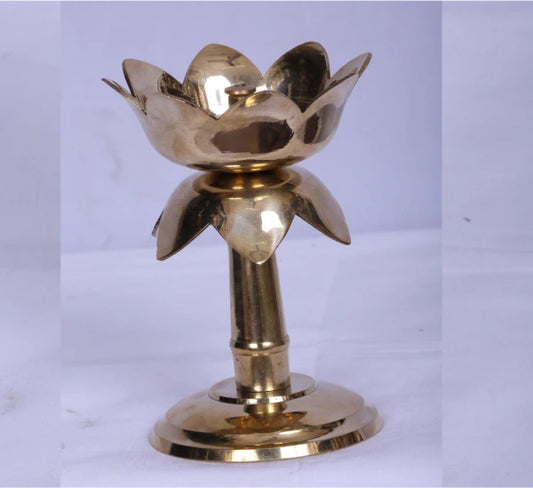 Stand Nandha Deepam No.2