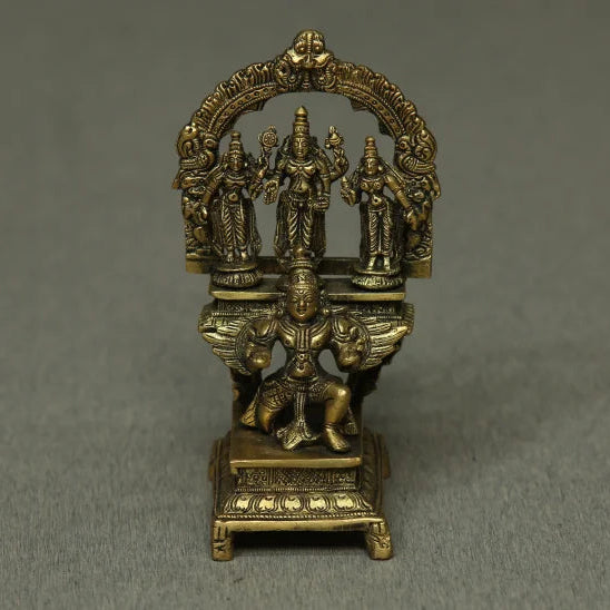 Garur Vishnu Budevi Sridevi