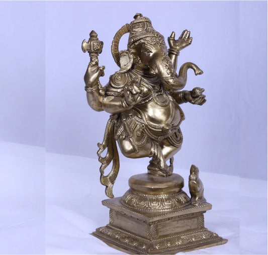 Dancing Vinayagar 12 8.150 Gm