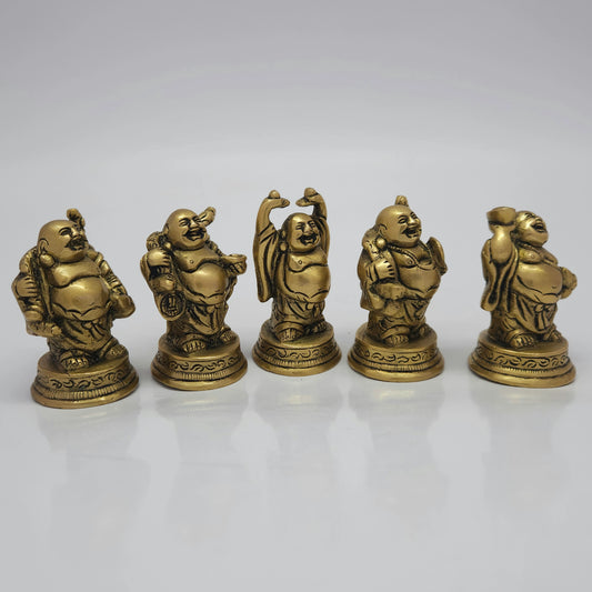 Right 45-degree angle group view showcasing the continuous antique finish and uniform 4cm circular base plates of the 1.5kg set.