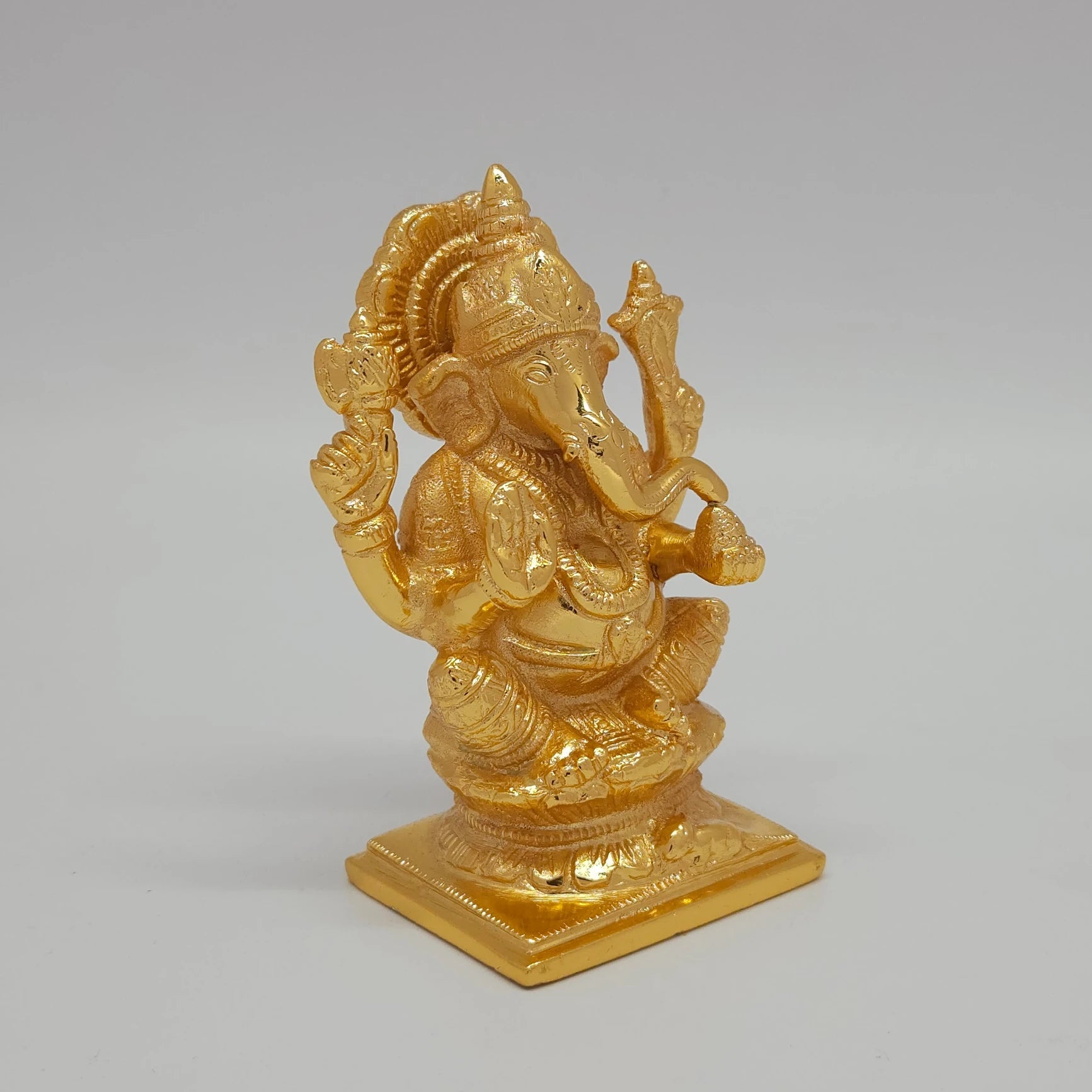 Pillayar Vamamukhi Gold Idol Left Angle Chaturbhuja Four Arms Lalitasana Gifting