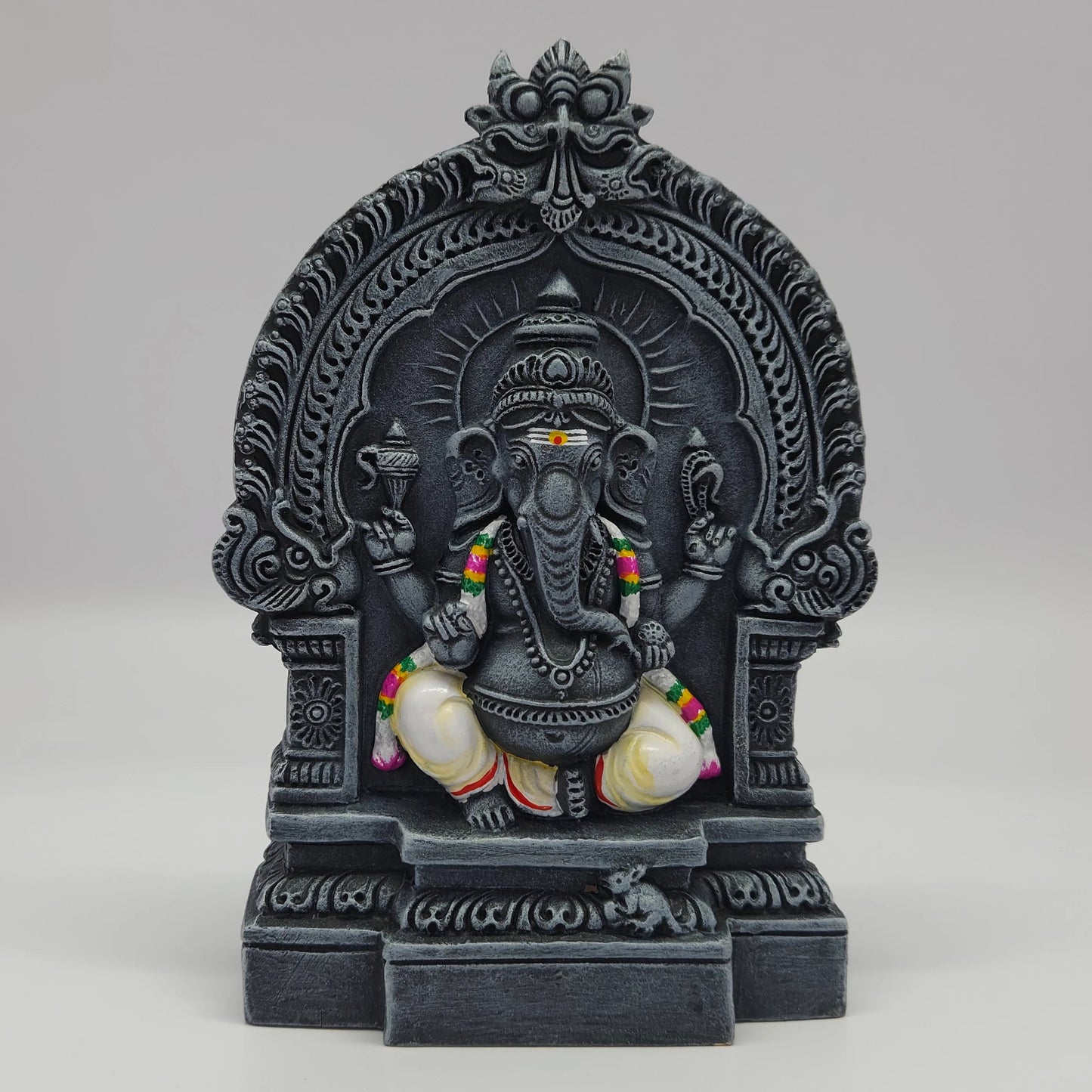 Premium Black stone finish Vinayagar statue Malaikottai Ucchi Pillayar style integrated temple arch 19.5cm height front profile view vinayagar chaturthi size guide