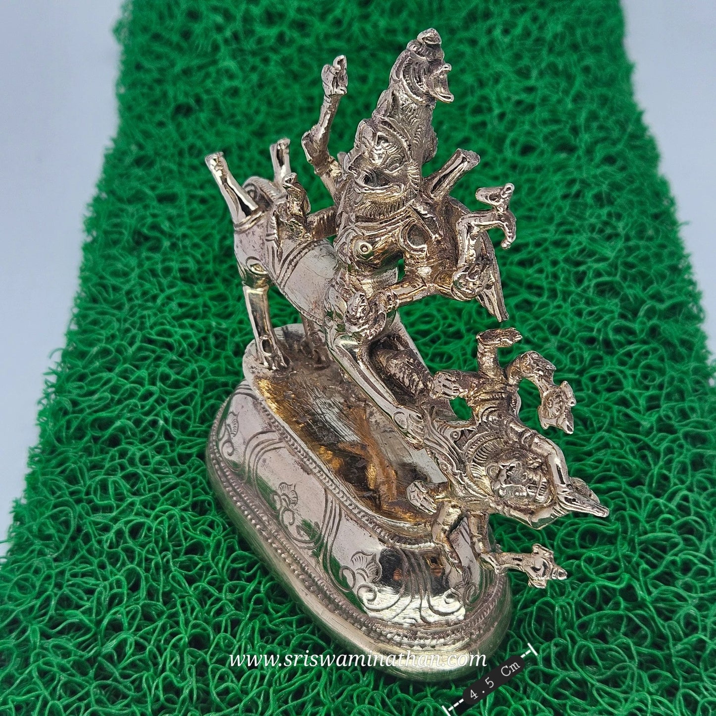 Sarabeswarar Shiva Avatar Close-up - Bird-Lion Details - Powerful Protection Panchaloha