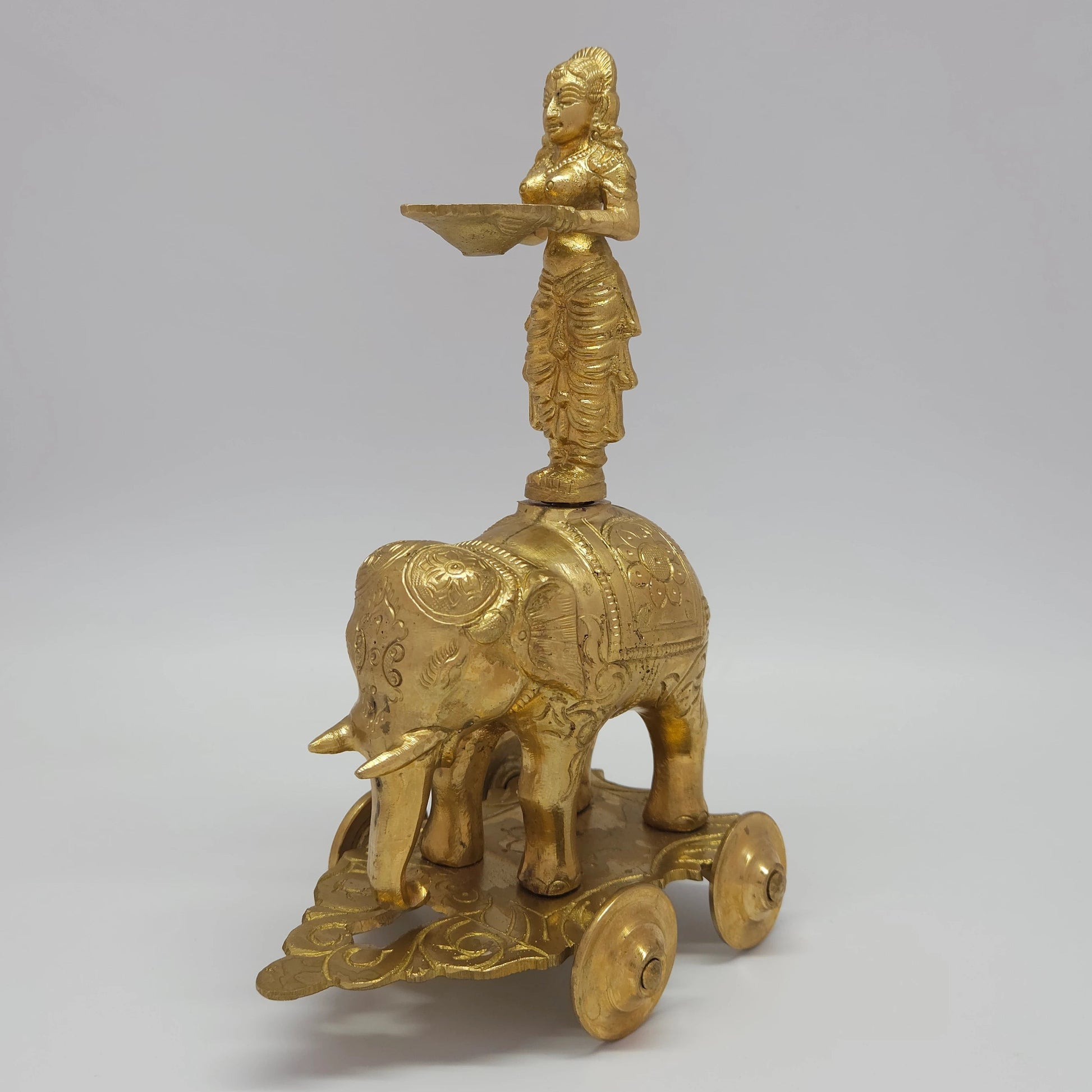 Sri Swaminathan and Co premium handmade brass Deepalakshmi on Gaja chariot vilakku 10-inch 26cm height 2.2kg weight 45-degree front left side profile view size guide