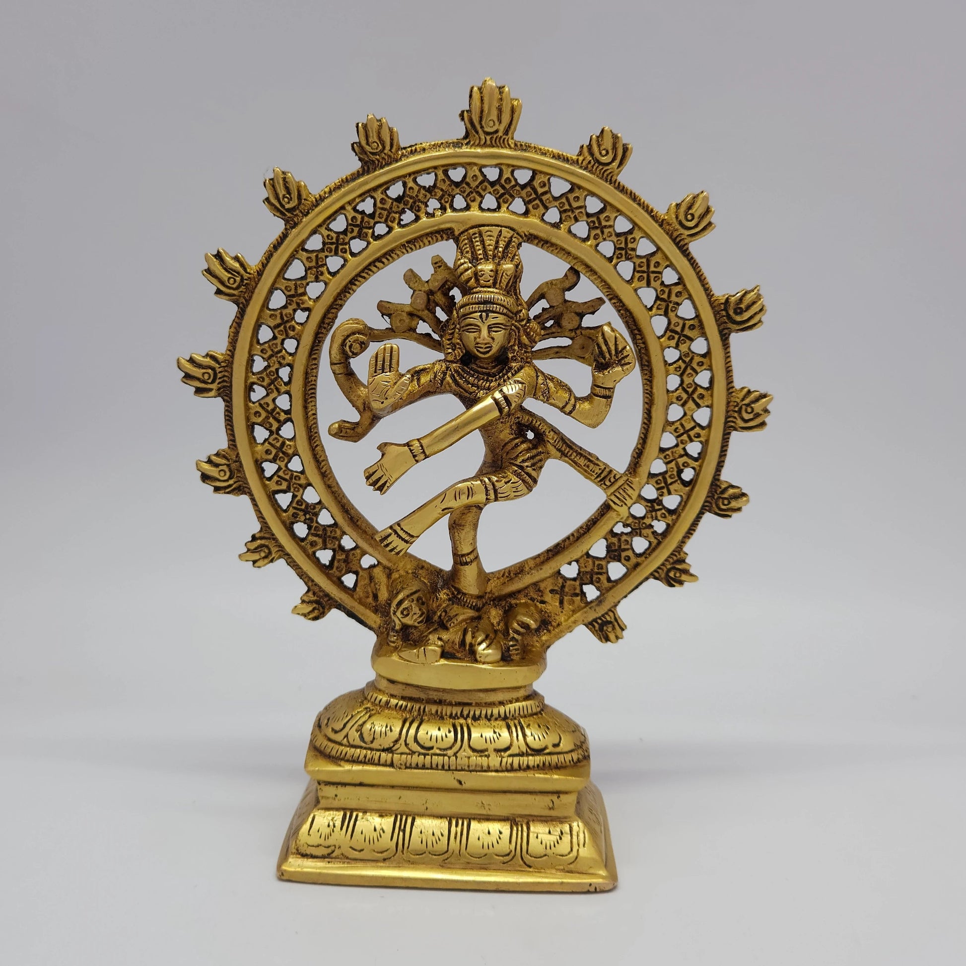 Sri Swaminathan and Co premium solid brass Lord Nataraja shiva tandava cosmic dance statue heritage antique finish 1.05kg weight 20.5cm height front straight profile view