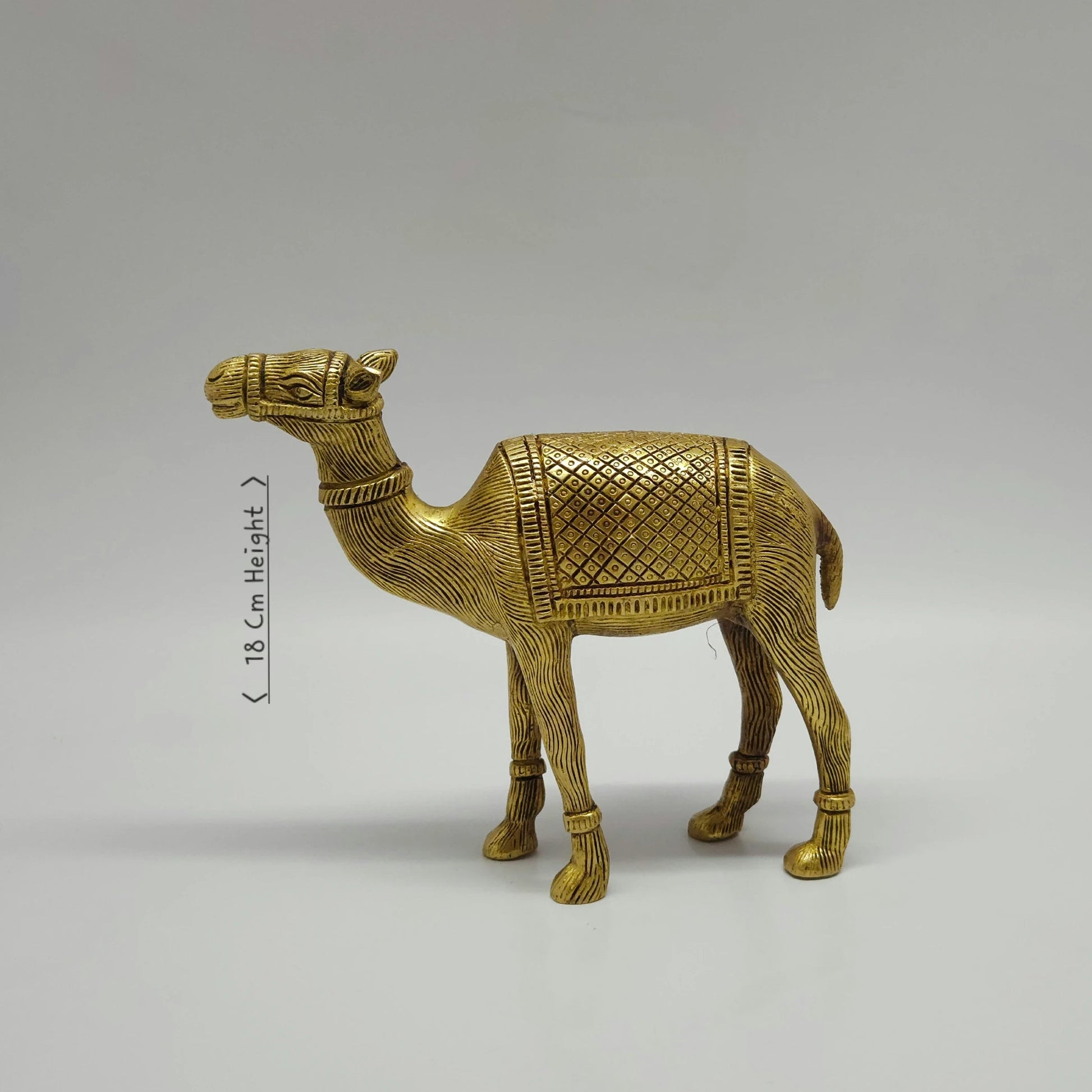 Sri Swaminathan and Co brass standing camel showpiece antique finish 20cm length side posture view facing left side tracking the total 18cm height dimensions