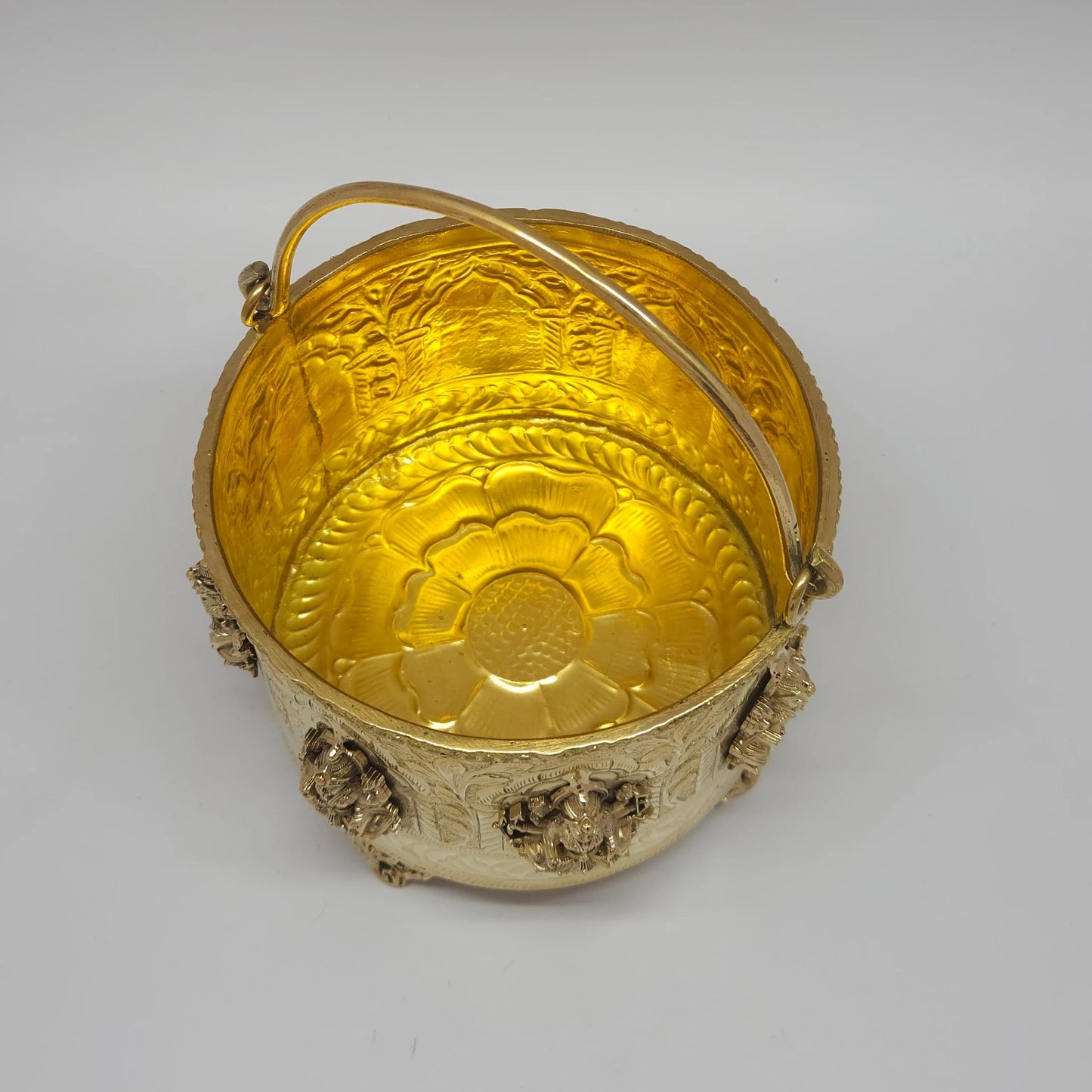 Vaikuntha Lakshmi Patra Brass Ashtalakshmi Ghangal Basket Interior Temple Pillar Engraving Top Angle View Kumbakonam