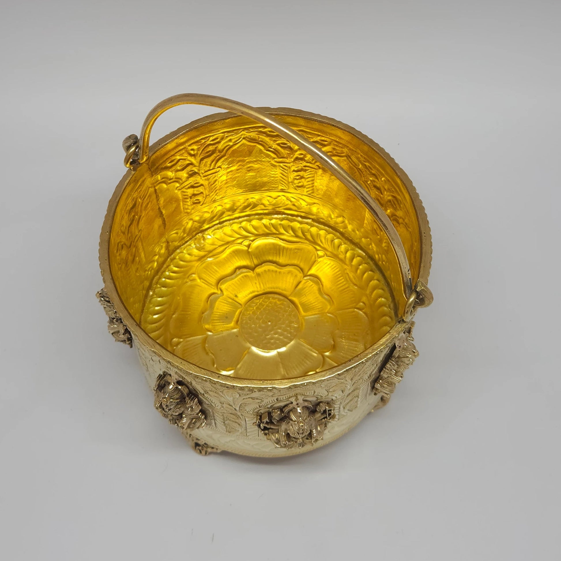 Vaikuntha Lakshmi Patra Brass Ashtalakshmi Ghangal Basket Interior Temple Pillar Engraving Top Angle View Kumbakonam