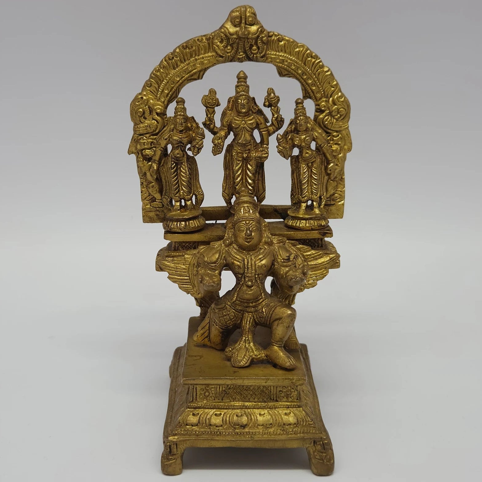 Vishnu Garuda Brass Statue Front View Sridevi Boodevi Thiruvatchi Arch